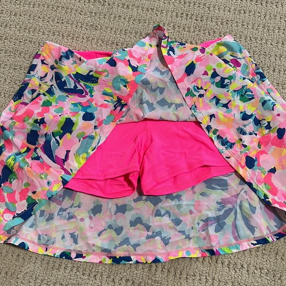 lily pulitzer skort - Picture 2 of 2